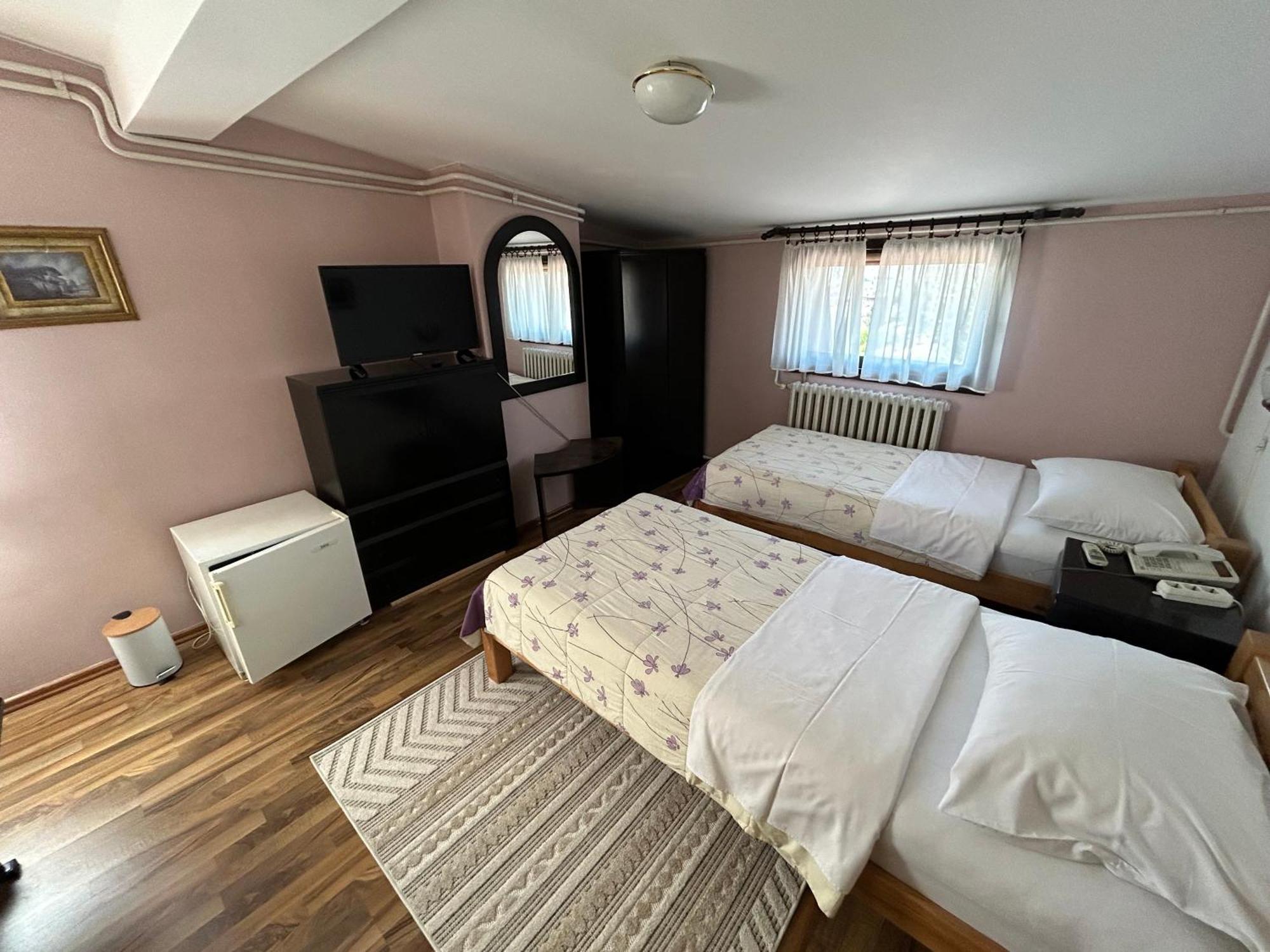 Hondo Rooms & Apartments Szarajevó Kültér fotó